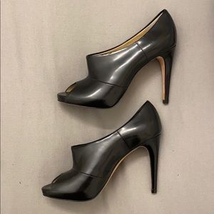 Diane Von Furstenberg open toe booties 7.5